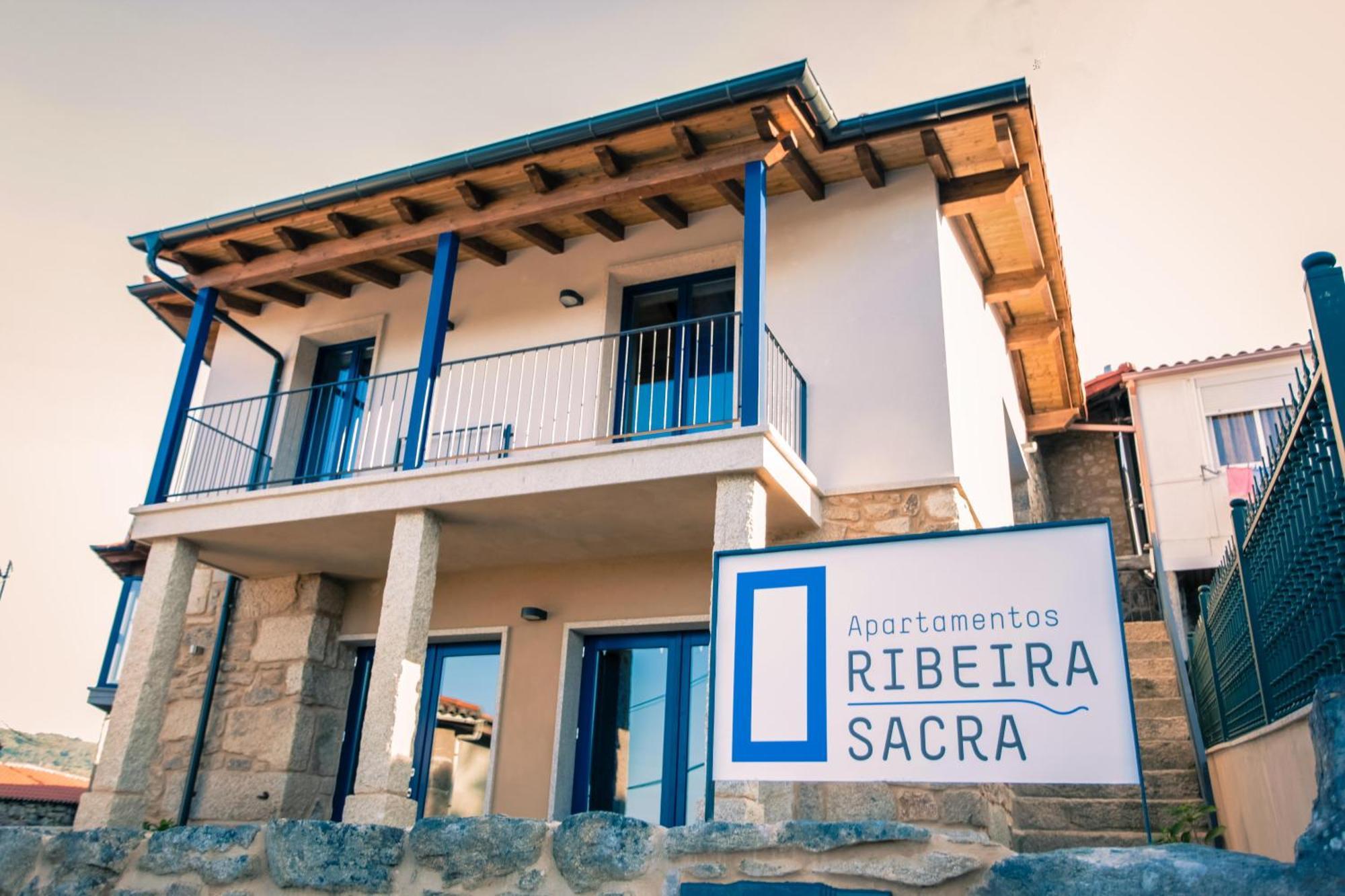 Apartamentos Ribeira Sacra Parada del Sil Exterior photo
