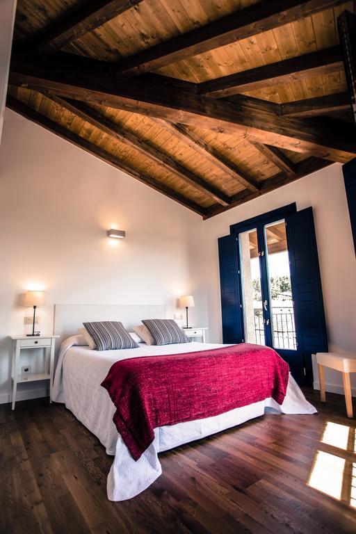 Apartamentos Ribeira Sacra Parada del Sil Exterior photo